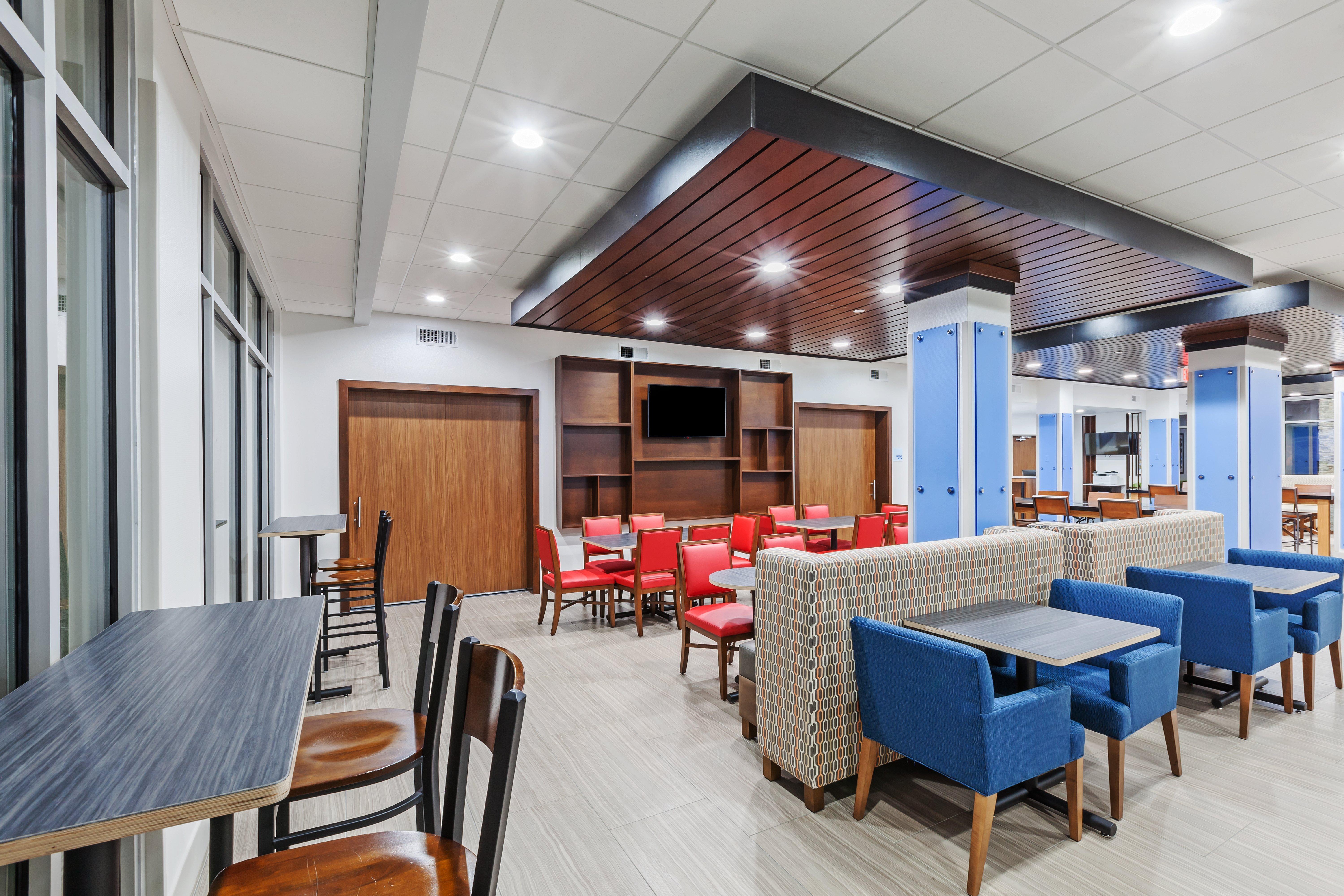 Holiday Inn Express & Suites - Coffeyville, An Ihg Hotel Extérieur photo